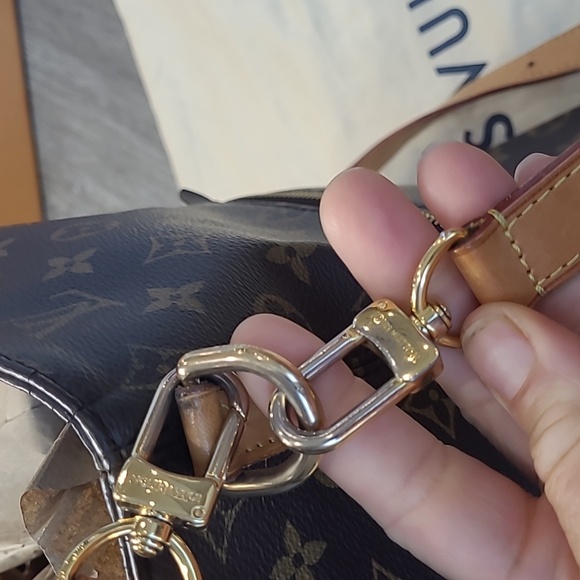 Louis Vuitton Melia 2 Way Bag - Picture 8 of 14